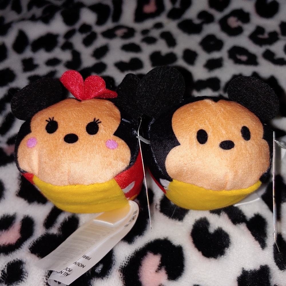 Mickey and Minnie mouse mini tsum tsum plushies